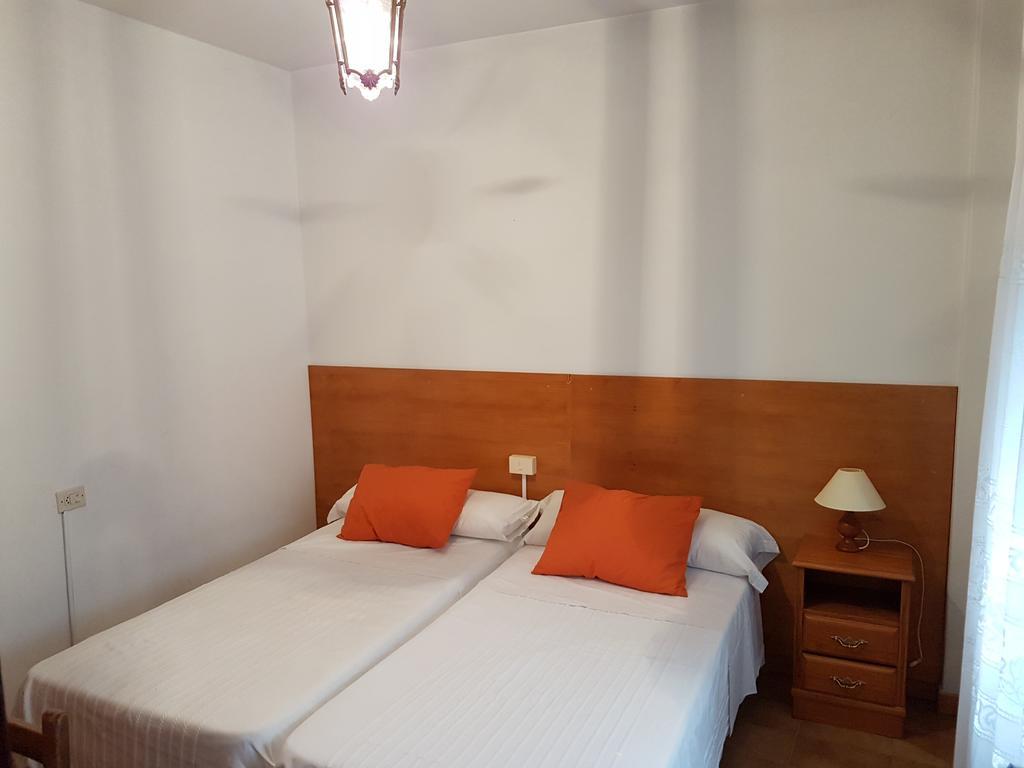 A Vianda Hotel Muros Exterior photo