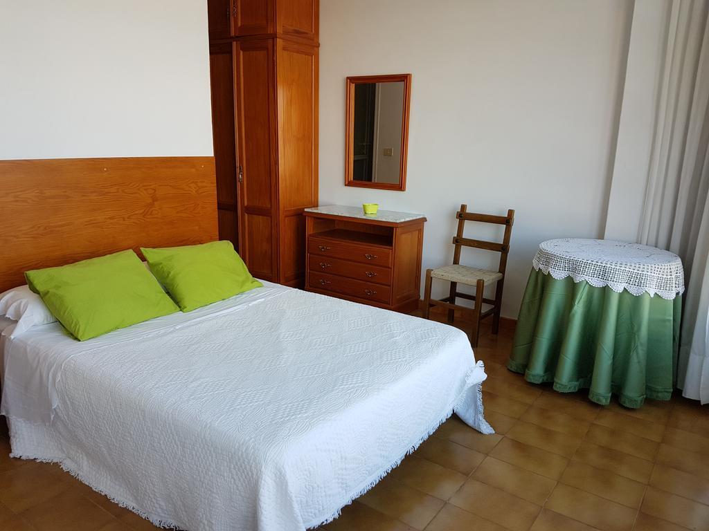 A Vianda Hotel Muros Exterior photo