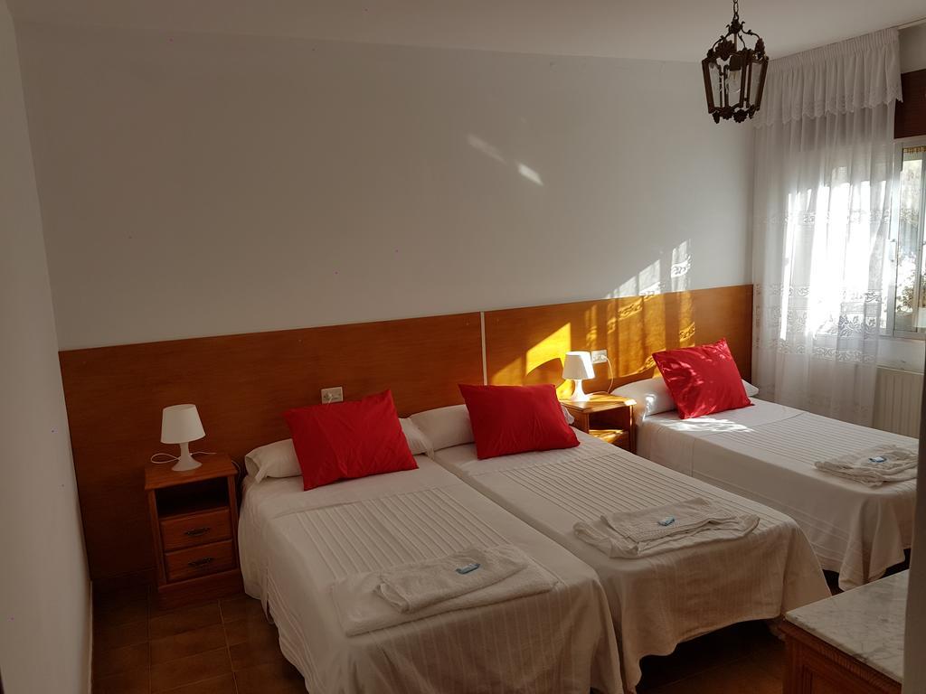 A Vianda Hotel Muros Exterior photo